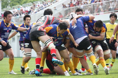 モールで押すFW陣