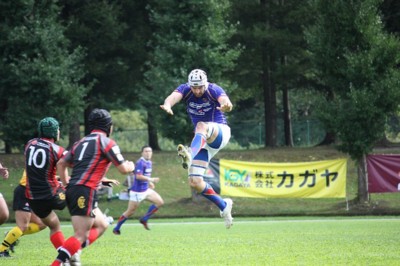 好調、LOスコット・ファーディ選手のチャージ