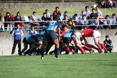 スクラム押し込んでトライへ